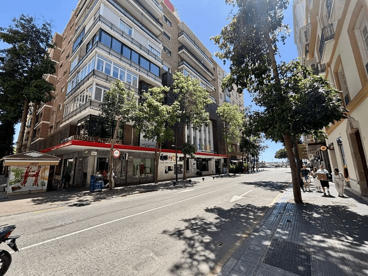 Oportunidad de inversión: Edificio de 9 habitaciones en Málaga Centro Histórico