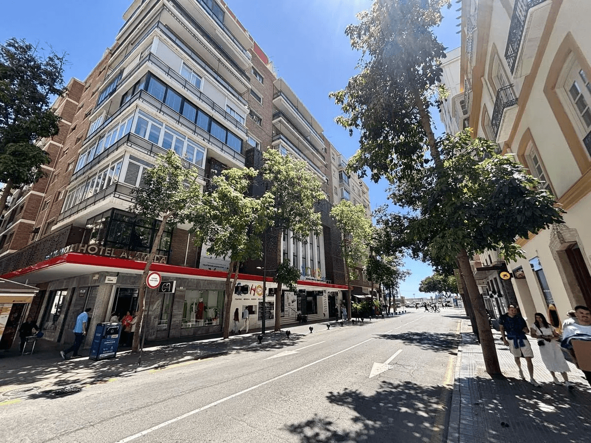 Oportunidad de inversión: Edificio de 9 habitaciones en Málaga Centro Histórico
