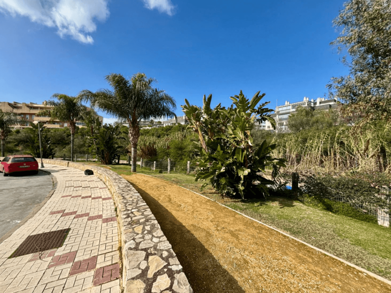 Casa adosada en venta de 3 dormitorios en Málaga