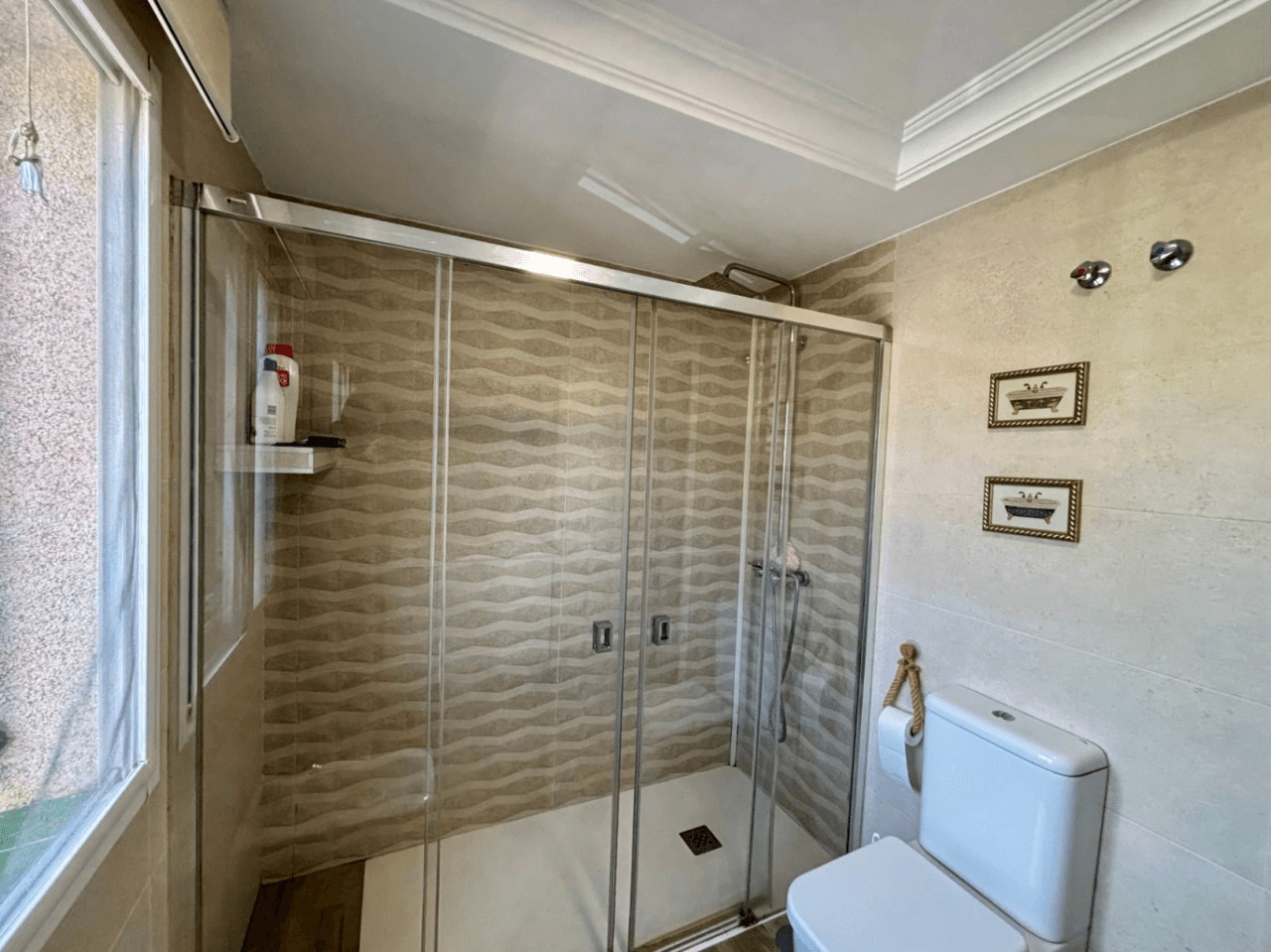 Casa adosada en venta de 3 dormitorios en Málaga