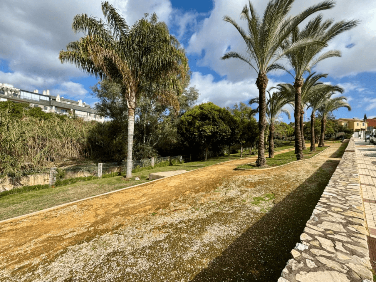 Casa adosada en venta de 3 dormitorios en Málaga